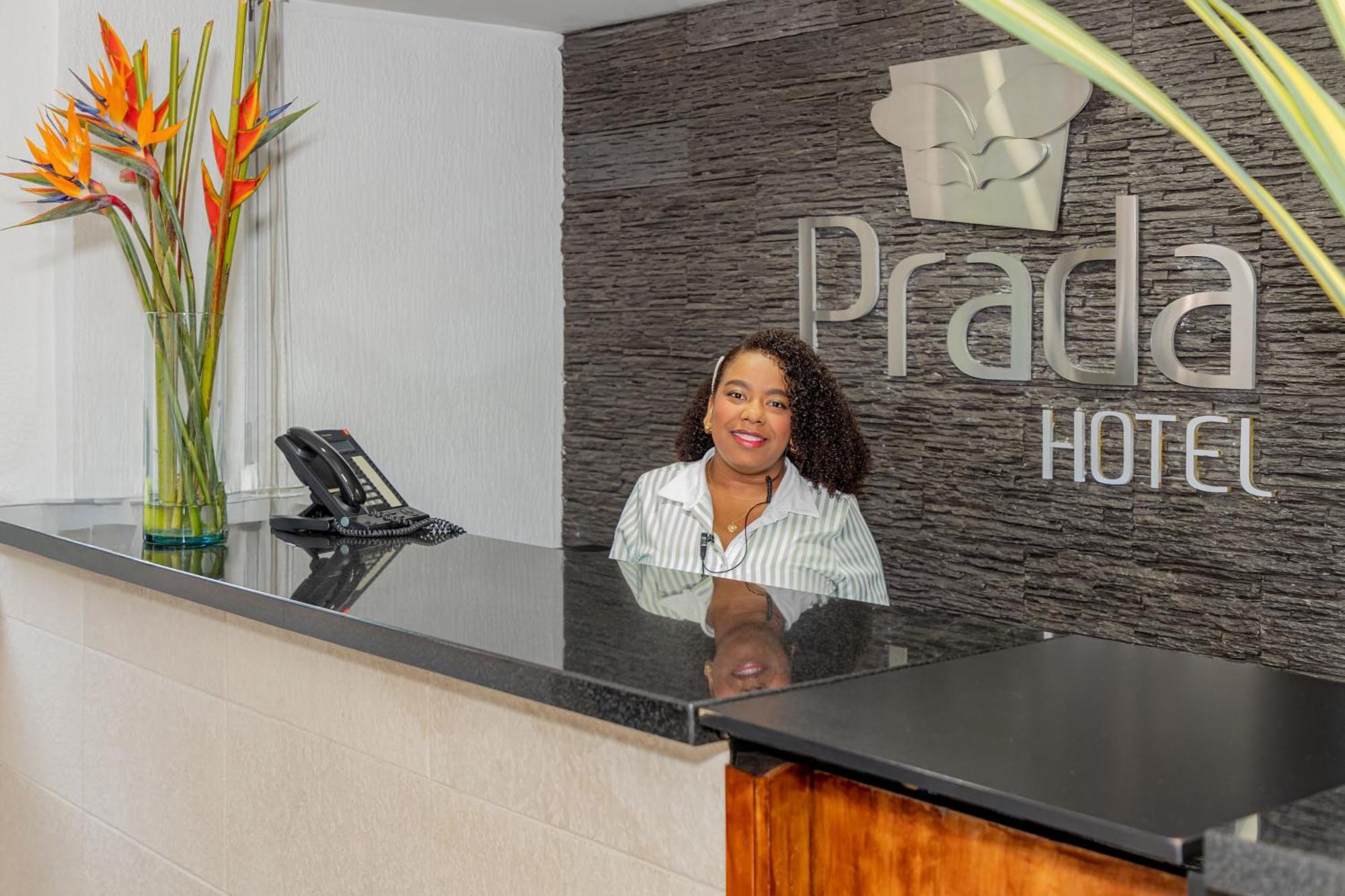 Hotel Prada เบลโญ ภายนอก รูปภาพ